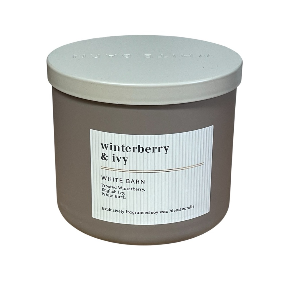 Bath & Body Works White Barn Winterberry & Ivy 3-Wick Candle